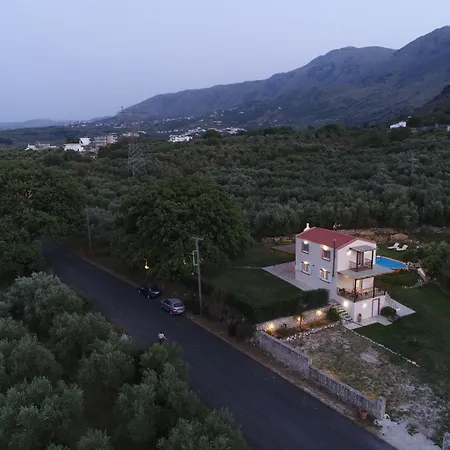Georgioupolis Polentas Сasa de vacaciones *